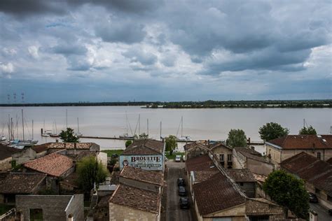 Bourg Sur Gironde Villes Et Villages à Bourg Guide Bordeaux Gironde