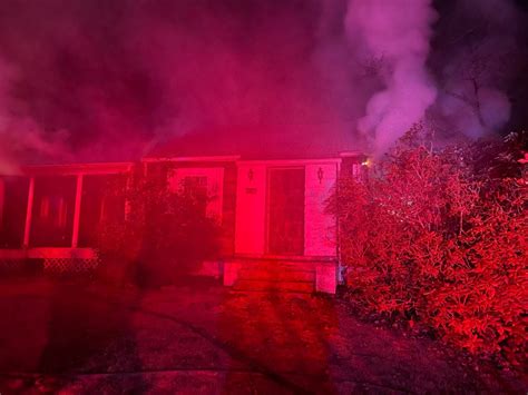 Knoxville Tn Firefighters Find One Person Dead In Fountain City House Fire