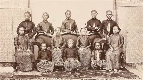 √ 10 Foto Orang Jaman Dulu Koleksi Gambar Jadul Onpos