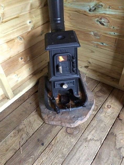 Welcome to the cubic mini wood stoves image gallery. TINY STOVE: The Pipsqueak in 2020 | Small wood burning ...