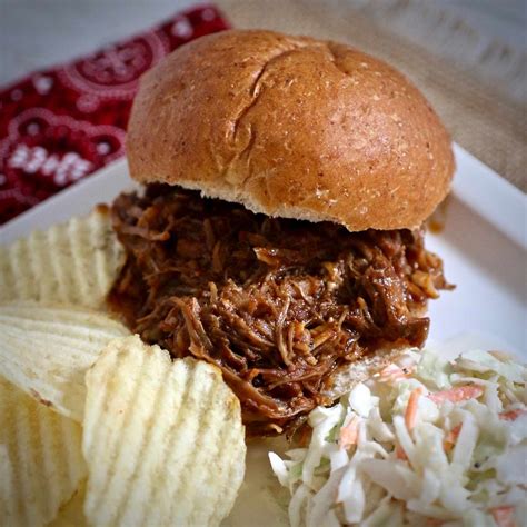 Instant Pot Pulled Pork Sandwiches Recipe