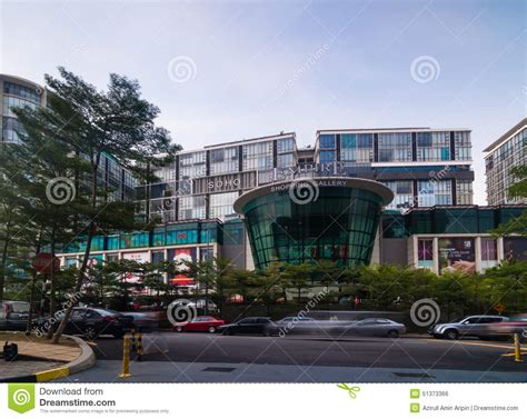 Empire shopping gallery is the latest shopping mall in ss16, subang jaya with six floors in total. SELANGOR - MAY 18: This Is New Shopping Mall Call Empire ...