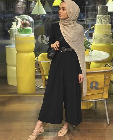 pin by alcherme on casual modest fashion muslim fashion outfits muslimah fashion outfits