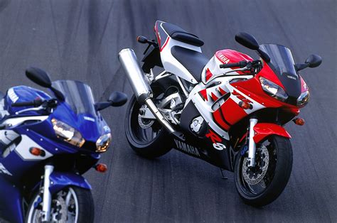 Page 1 Yamaha R6yzf R6 Series Model History Timelines