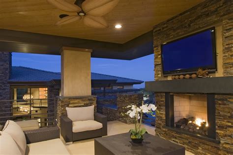 The Joys Of An Outdoor Living Space Des Home Renovations