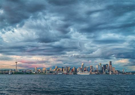 Clouds Over Seattle City Sky Scenic Photos Places To Go