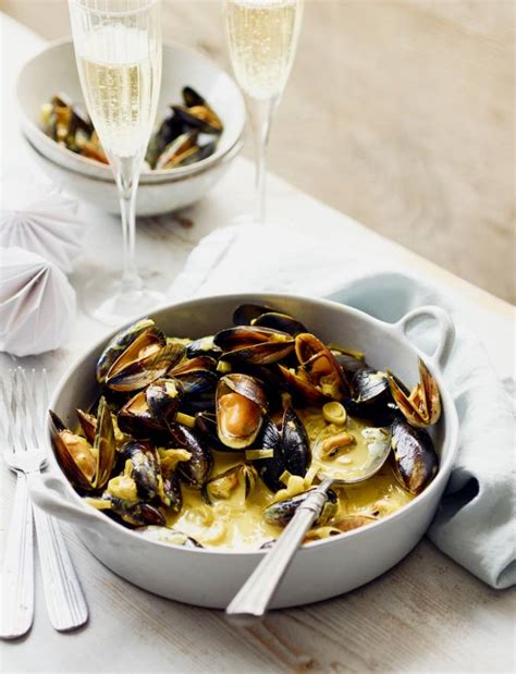 Mussels In A Spiced Champagne Sauce Recipe Sainsburys Magazine