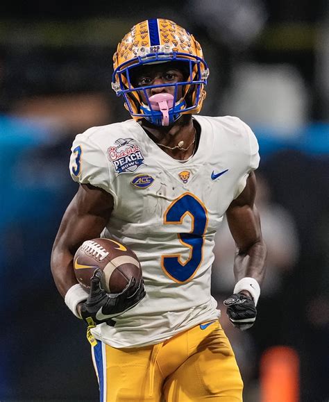 PFF College on Twitter: "BREAKING: Pitt transfer WR and Biletnikoff