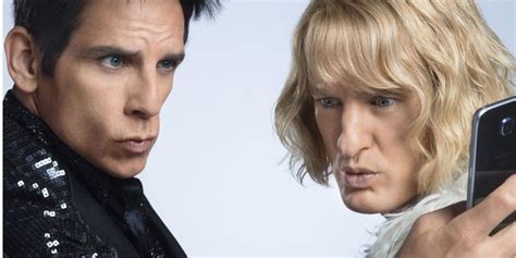 Derek and hansel are modelling again when an opposing company attempts to take them out from the business. Reggel óta a Zoolander 2 plakátjain nevetünk