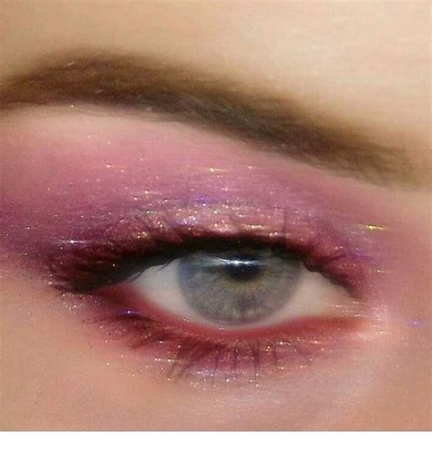 Amazing Pink Eye Makeup Ladystyle In 2020 Aesthetic Makeup Pink