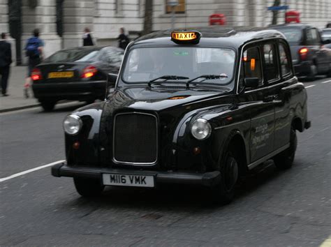 Pourquoi les taxis anglais s'appellent Black Cab? | Blog ...