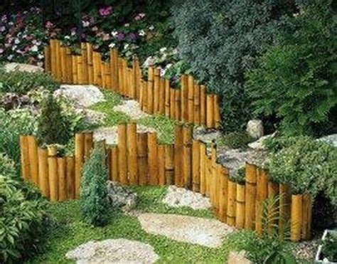 The key to make this ideas functional is by positioning the bamboo in an arrange manner. 30+ Cute Garden Fences Walls Ideas | Bamboo garden, Bamboo ...