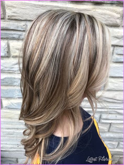 Chocolate hair can look incredible with pink blonde strips. Chocolate Brown Hair With Blonde Highlights ...