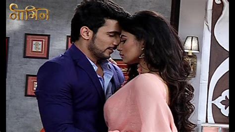 naagin 11th december 2015 episode ritik and shivanya s hot romance youtube