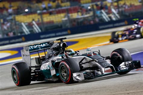 2014 Formula 1 Hamilton Wins Singapore Grand Prix