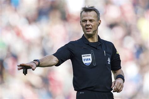 Apr 21, 2021 · dutchman bjorn kuipers is among the uefa euro 2020 referees uefa via. Bjorn Kuipers to referee UEFA Champions League final ...