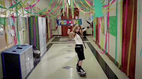 Heres To Never Growing Up Music Video Avril Lavigne Photo 38782157 Fanpop