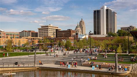 Fort Wayne Indiana Discover Fun And Food In Indianas Second Largest City