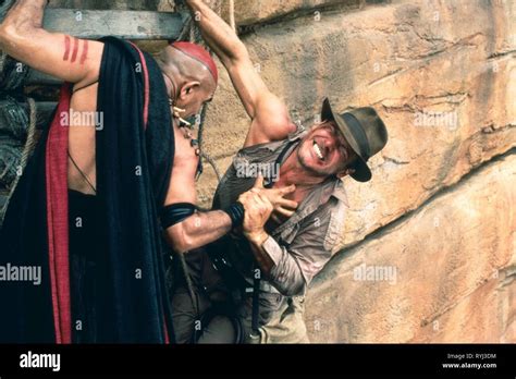 Indiana Jones Harrison Ford 1984 Hi Res Stock Photography And Images