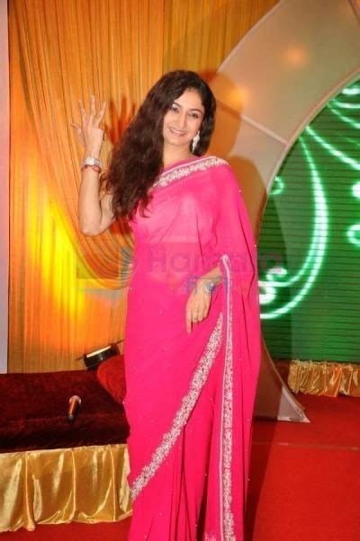 There's no better way to let the. Anjali Mehta Hot Pics in Tarak mehta ka oolta chashma - HD ...