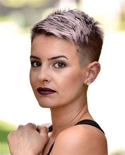 Pin By Gwen Hercules On Pixies Super Short Hair Super Short Haircuts Edgy Short Hair