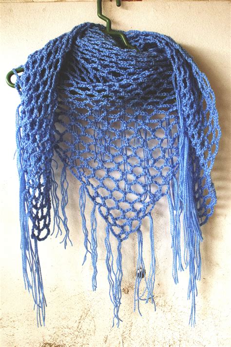 crochet very easy triangle scarf with fringe it s perfect for spring or a summer … with