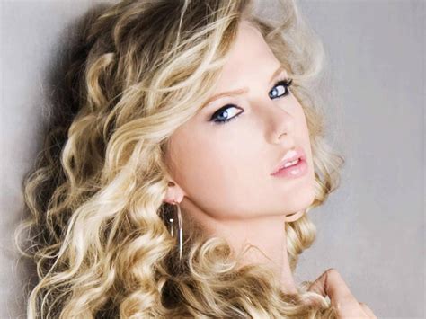 Taylor Swift Hairstyles Star Hairstyles