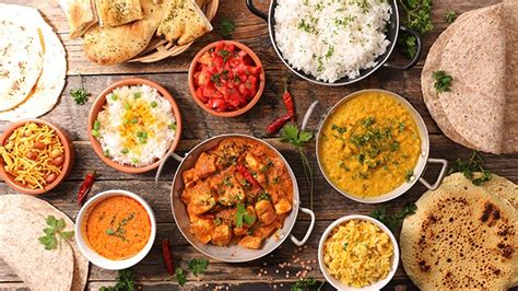 Food in ipoh, especially the economy rice, is cheap, at almost half the price of food sold in penang. Spice up your weekend with an Indian food feast