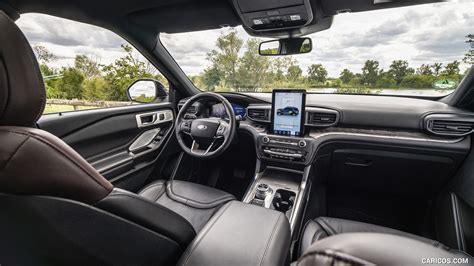 2019 Ford Explorer Plug In Hybrid Platinum Euro Spec Interior Caricos