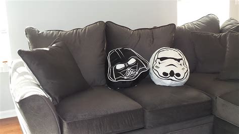 Couch Star Wars Kimi Who