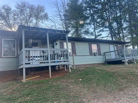 5527 Village Rd Cookeville Tn 38506 Mls 2602527 Zillow