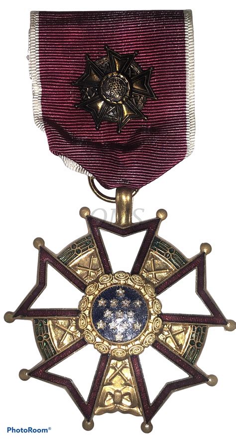 Medaille Officer Degree Of The Legion Of Merit Medal Officer Degree Of
