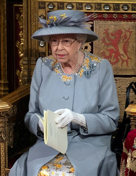 Queen Elizabeth Ii Opens Britains Parliament Delivers Queens Speech