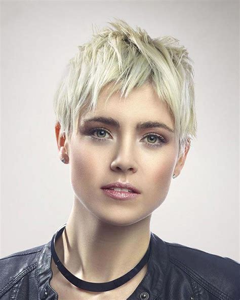 Easy And Fast 30 Pixie Short Haircut Inspirations For 2018 Short Hair Model Model Hair