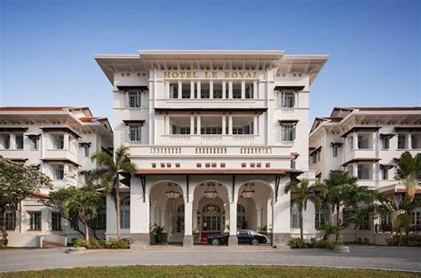 Elephant Bar At Raffles Hotel Le Royal Wins Big In Top 30 Bars