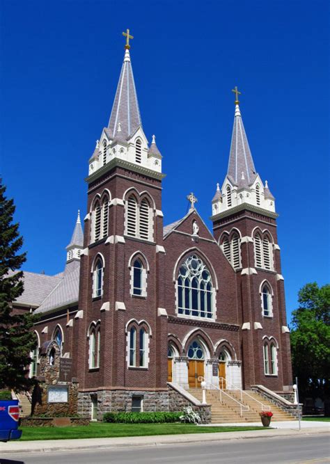10 Most Beautiful Churches In North Dakota : An astonishing image showing an gorgeous landscape. Its colors are just striking and blend flawlessly. Its layout is fantastic, with its details are highly sharp.