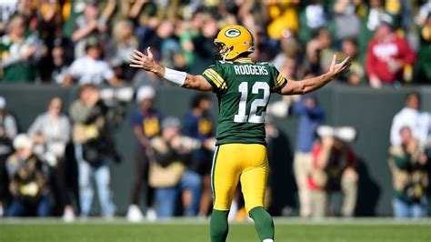 Aaron Rodgers Best Moments From Spectacular Six Touchdown Day Flipboard
