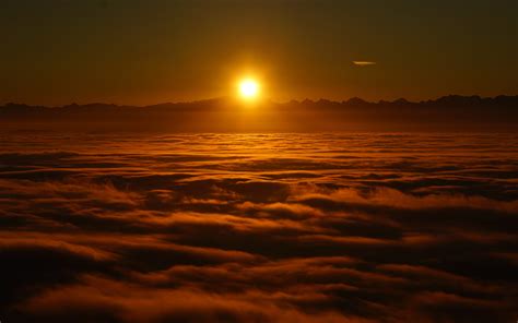 Wallpapers Hd Sunrise Above Clouds