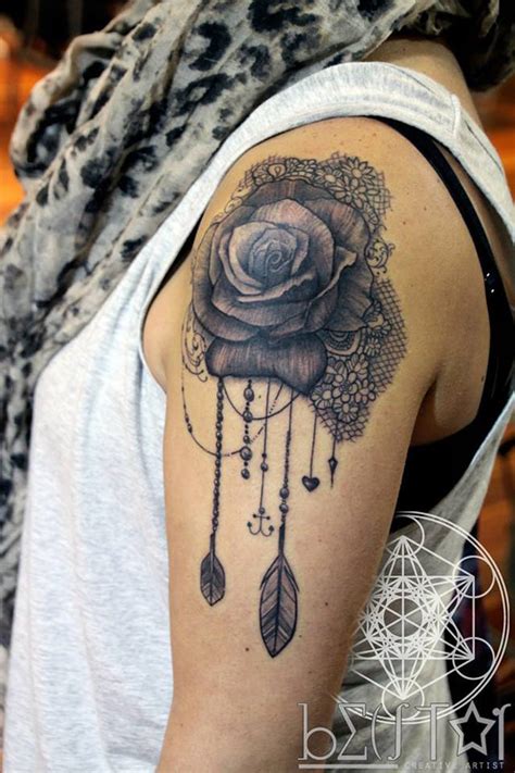 Feather tattoos look great when inked onto the thigh or forearm, and these locations allow for detail and shading, but that doesn't mean small designs a crown and feather may seem like an unusual combination, but it makes for a beautiful and unmissable tattoo. Rose Lace & Feathers Tattoo