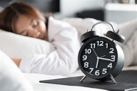 Let The Clock Decide If You Are Getting Enough Sleep