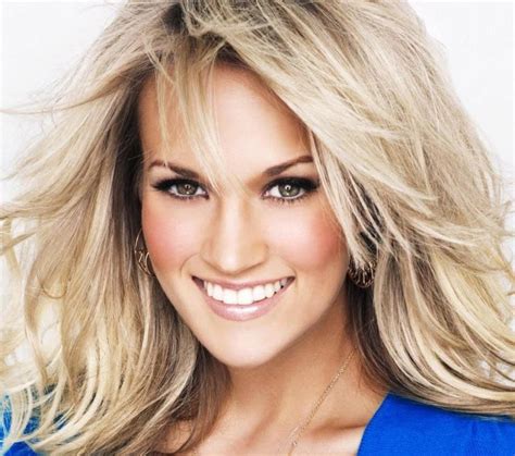 Super Hollywood Carrie Underwood Hot Photoes Gallery
