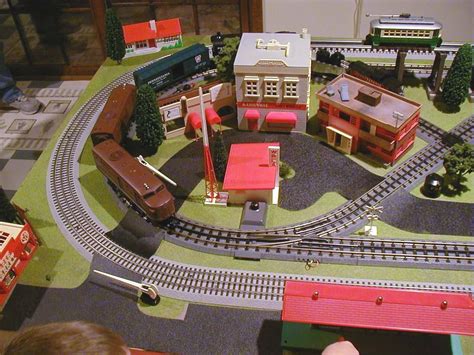 Lionel Train Layouts | an :,lionel display lay outs,lionel model train lay outs,free lionel 