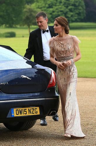 Kate Middletons Weight Drops To A Shocking Pounds