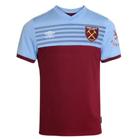 As west ham enter a new campaign at the london stadium, cheer the hammers on throughout the 20/21 season with their brand new kit by umbro. Great Stuff - West Ham Sells 19-20 Kits With & Without ...