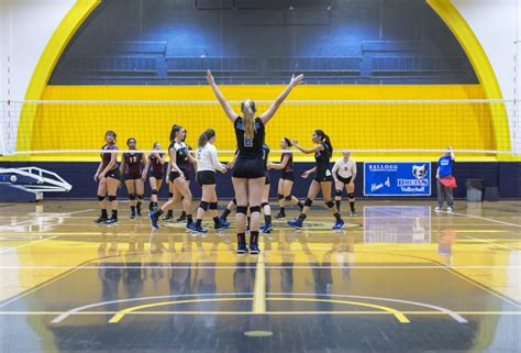 Kcc Volleyball Defeats Jackson College In Three Sets At Home Kcc Daily
