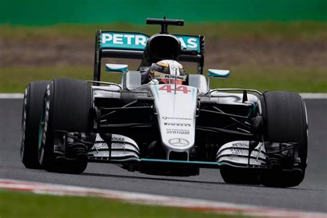 In this video we will show lewis. GP EUA F1: Lewis Hamilton na frente no primeiro treino ...