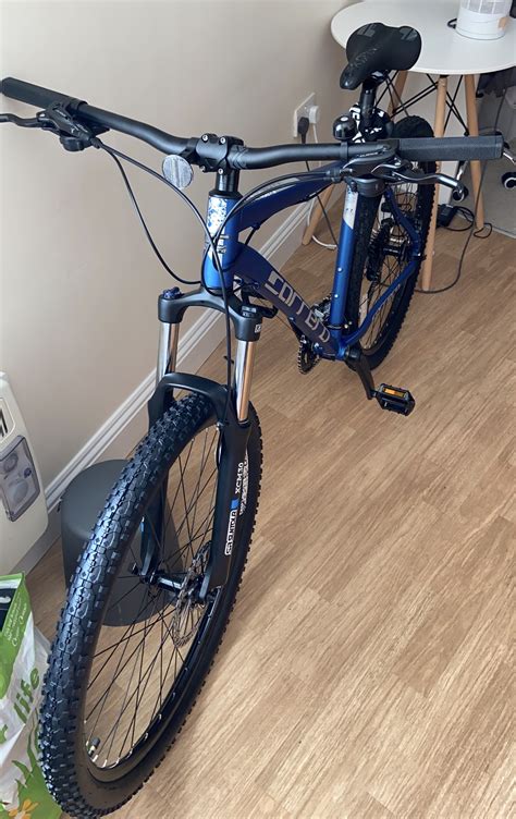 Its a fairly new bike bought in february 2020. Stolen Carrera bicycles Vulcan 2020