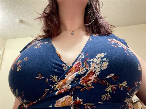 Gavin The Colby Jack Slut On Twitter Rt Muchnerve Some Of My Favorite Clothed Boob Pics