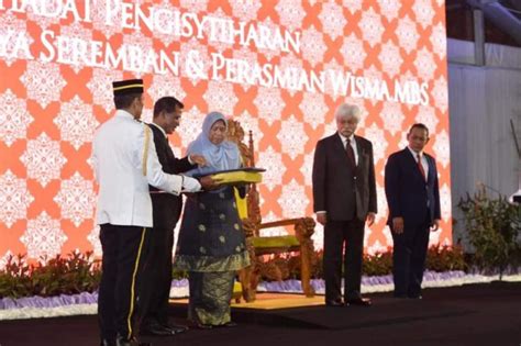 Berkatlah yang dipertuan besar negeri sembilan. YB Puan Hajah Zuraida Kamaruddin Menteri KPKT telah ...