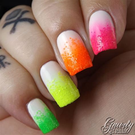 The Beauty Buffs Trend Neon ~ Gnarly Gnails Neon Nails Neon Nail